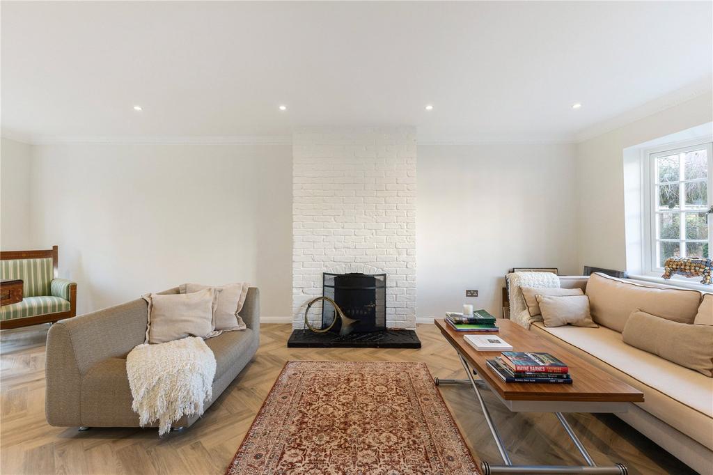 Sitting Area