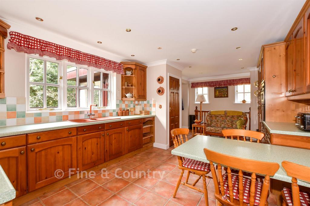 Kitchen/Breakfast Room