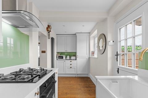 2 bedroom house for sale, Aylesbury End, Beaconsfield HP9