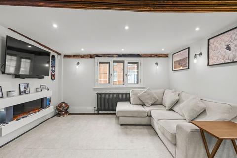 2 bedroom house for sale, Aylesbury End, Beaconsfield HP9