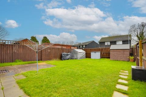4 bedroom semi-detached house for sale, Mill Reef Close, Newmarket CB8