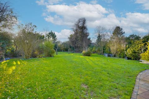 6 bedroom detached house for sale, Newmarket Road, Cambridge CB25