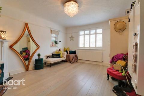 3 bedroom detached bungalow for sale, Carlton Road, Clacton-On-Sea