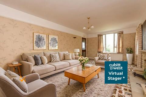 3 bedroom detached house for sale, Tupwood Lane, Caterham CR3