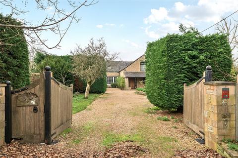 5 bedroom detached house for sale, Manor Road, Brize Norton, Carterton