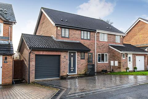 3 bedroom semi-detached house for sale, Cae'r Gerddi, Pontypridd CF38