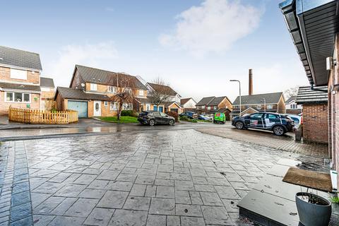 3 bedroom semi-detached house for sale, Cae'r Gerddi, Pontypridd CF38