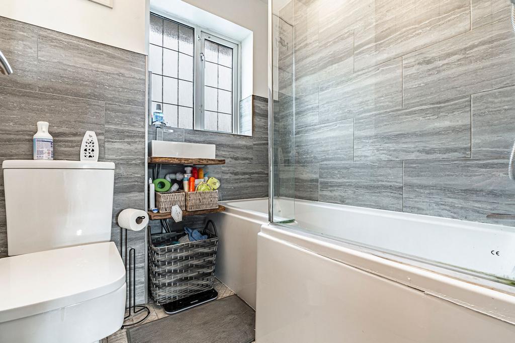 Family bathroom