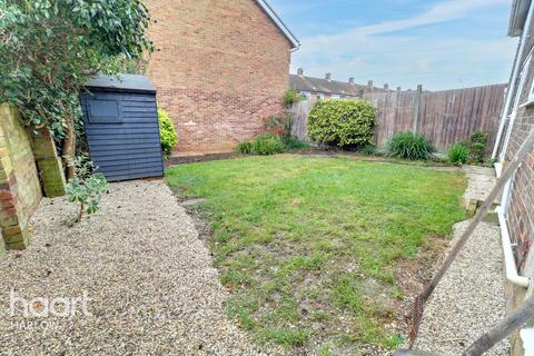 4 bedroom end of terrace house for sale, Little Grove Field, Harlow