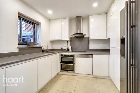 undefined, Marine Parade East, Clacton-On-Sea