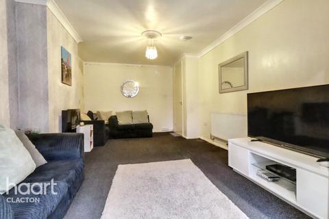 5 bedroom chalet for sale, The Street, Clacton-On-Sea