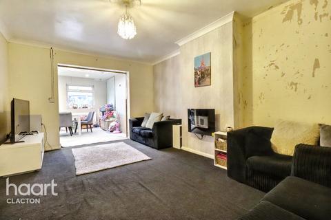 5 bedroom chalet for sale, The Street, Clacton-On-Sea