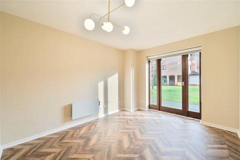 1 bedroom flat for sale, Orchard Grove, Penge, London, SE20