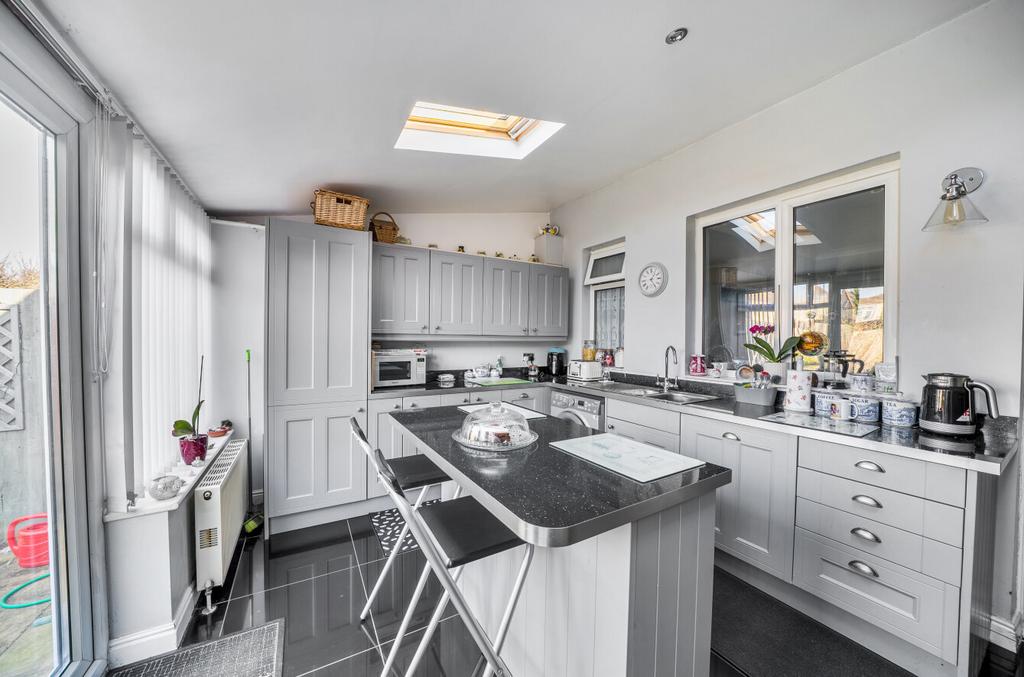 1395914-20-695d48...