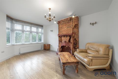 2 bedroom maisonette for sale, Buck Lane, London NW9