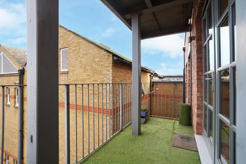 2 bedroom apartment for sale, Beardell Street, Crystal Palace, London, SE19