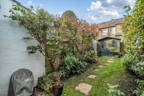 2 bedroom house for sale, Wolsey Grove, Esher, KT10