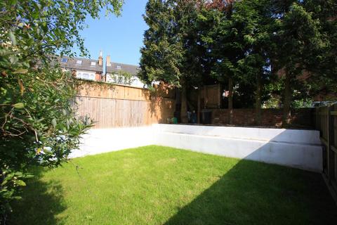 2 bedroom apartment for sale, Rockmount Road, Crystal Palace, London, SE19