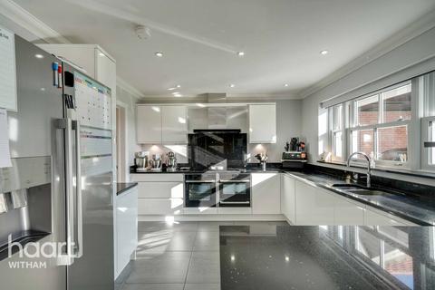 undefined, Granville Close, Great Braxted
