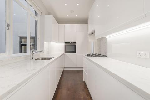 2 bedroom flat to rent, Ennismore Gardens, Knightsbridge, London, SW7