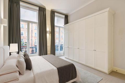 2 bedroom flat to rent, Ennismore Gardens, Knightsbridge, London, SW7