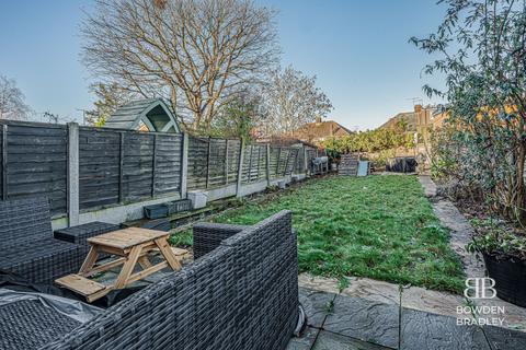 3 bedroom semi-detached house for sale, Caterham Avenue, Clayhall, IG5