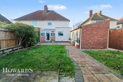 3 bedroom semi-detached house for sale, Lawn Avenue, Great Yarmouth