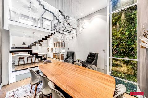4 bedroom terraced house to rent, Princes Mews, London, W2