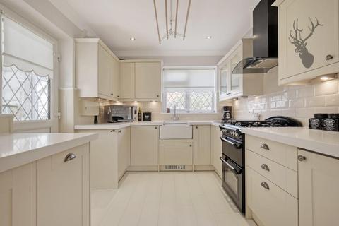 2 bedroom semi-detached bungalow for sale, Grange Court, Waltham Abbey