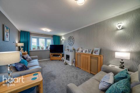 3 bedroom end of terrace house for sale, Humber Road, Witham