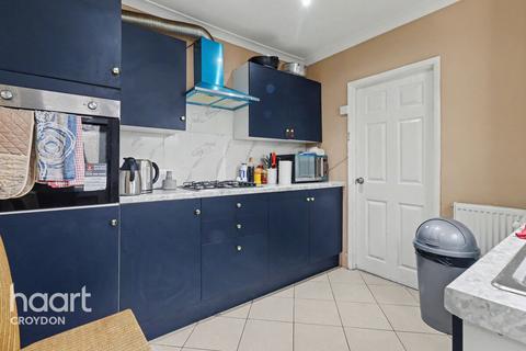 3 bedroom detached house for sale, Clarendon Road, Croydon