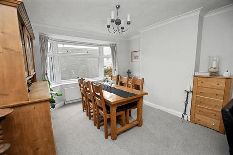 4 bedroom semi-detached house for sale, Bowness Road, Bexleyheath, DA7