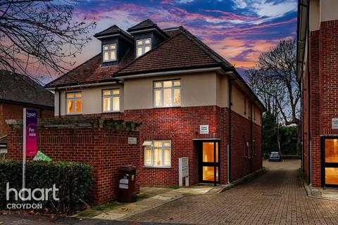 undefined, Birdhurst Avenue, SOUTH CROYDON