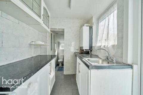 2 bedroom semi-detached house for sale, Whitehorse Lane, London