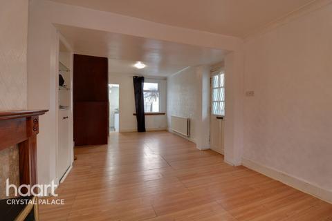 2 bedroom semi-detached house for sale, Whitehorse Lane, London