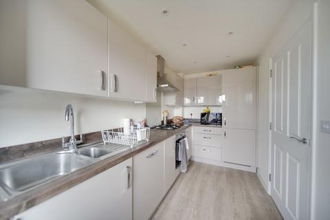 3 bedroom semi-detached house for sale, Eagle Close, Bury St. Edmunds IP28