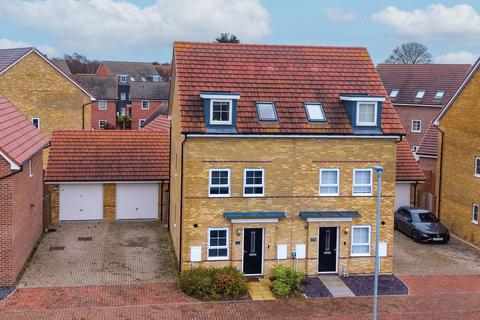 undefined, Eagle Close, Bury St. Edmunds IP28