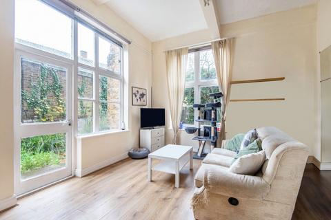 1 bedroom flat to rent, Adelina Grove, London E1
