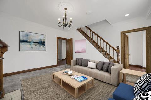 undefined, Clos Tir Ffynnon, Swansea SA4