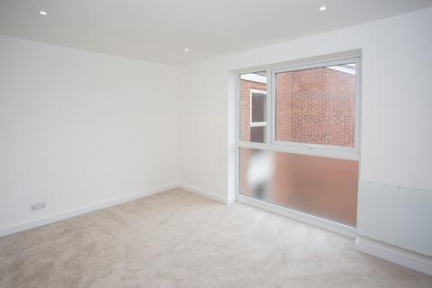 1 bedroom apartment to rent, Lakeside Place, St Albans AL2