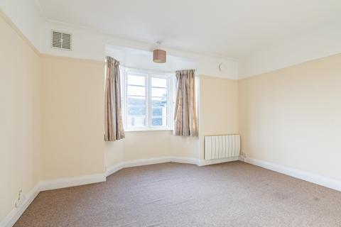 2 bedroom apartment to rent, Abbey Court, St Albans AL1