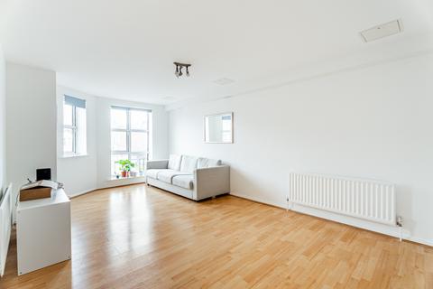 2 bedroom apartment to rent, Cheltenham Court, St Albans AL1
