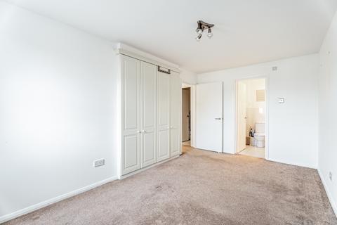 2 bedroom apartment to rent, Cheltenham Court, St Albans AL1