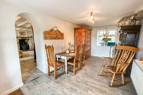 3 bedroom detached house for sale, Maes Gwyn, Llanuwchllyn