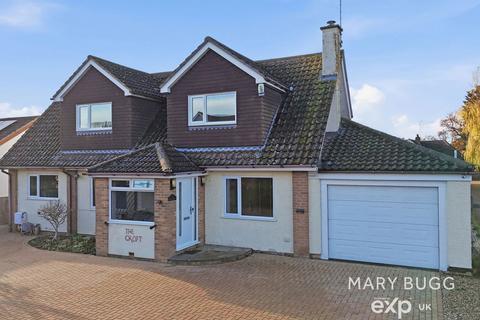 4 bedroom detached house for sale, Southend Road, Chelmsford CM2