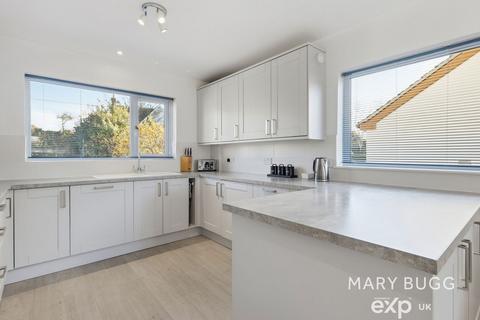 4 bedroom detached house for sale, Southend Road, Chelmsford CM2