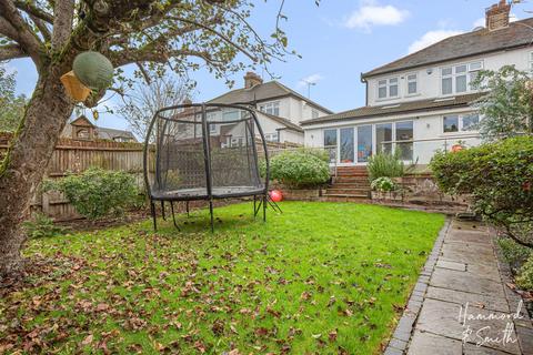 3 bedroom semi-detached house for sale, Oak Road, Epping CM16