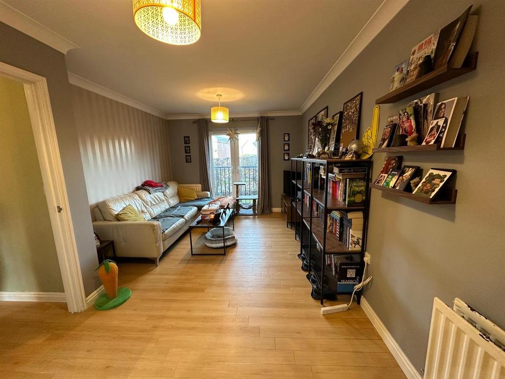 Sitting Room/Dining Room