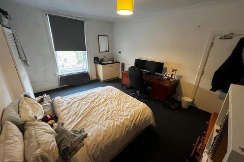 undefined, Buckingham Mount, Hyde Park, Leeds, LS6 1DN