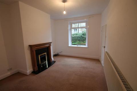 2 bedroom end of terrace house to rent, Green Street, Oxenhope